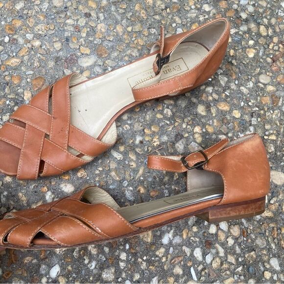Vintage huarache style ankle strap flats made in Italy 8 N - Picture 3 of 5
